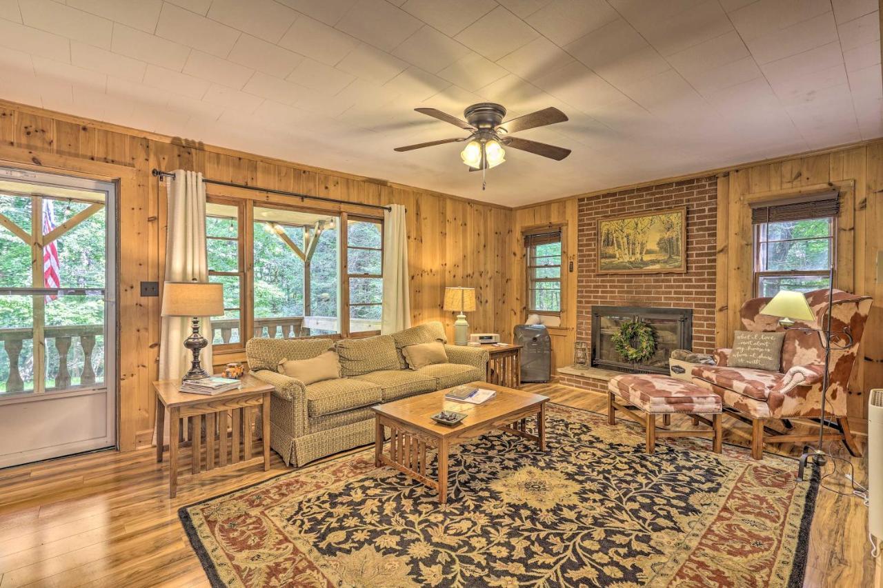 فيلا Peaceful Roaring Gap Retreat With Fire Pit And Patio! المظهر الخارجي الصورة