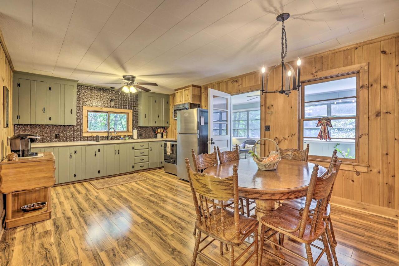 فيلا Peaceful Roaring Gap Retreat With Fire Pit And Patio! المظهر الخارجي الصورة